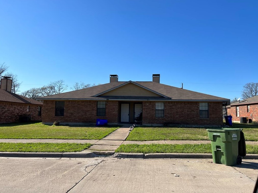 2813 Cottonwood Ln #2815, Mesquite, TX 75180