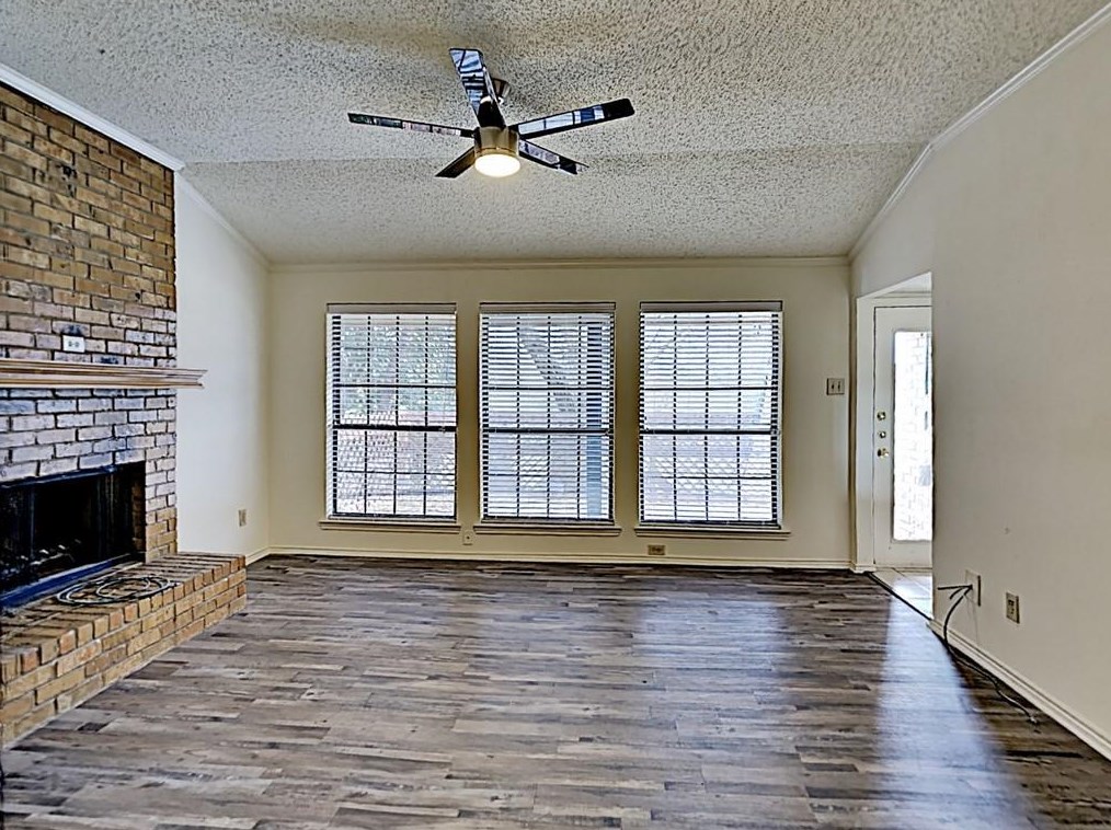 554 Briarcliff Dr, Garland, TX 75043