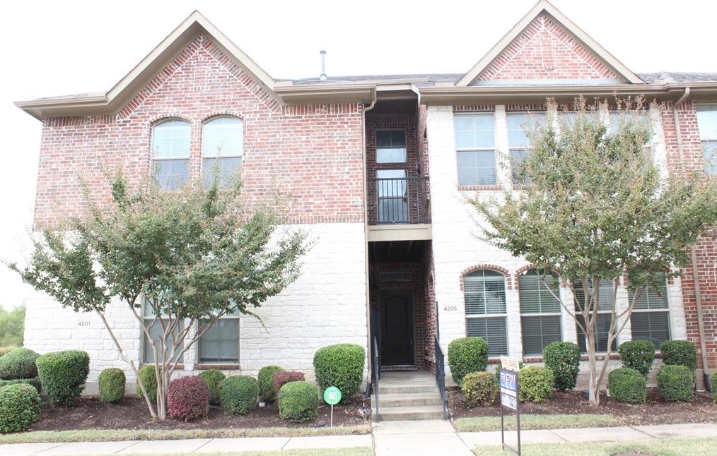 4205 Comanche Dr, Carrollton, TX 75010