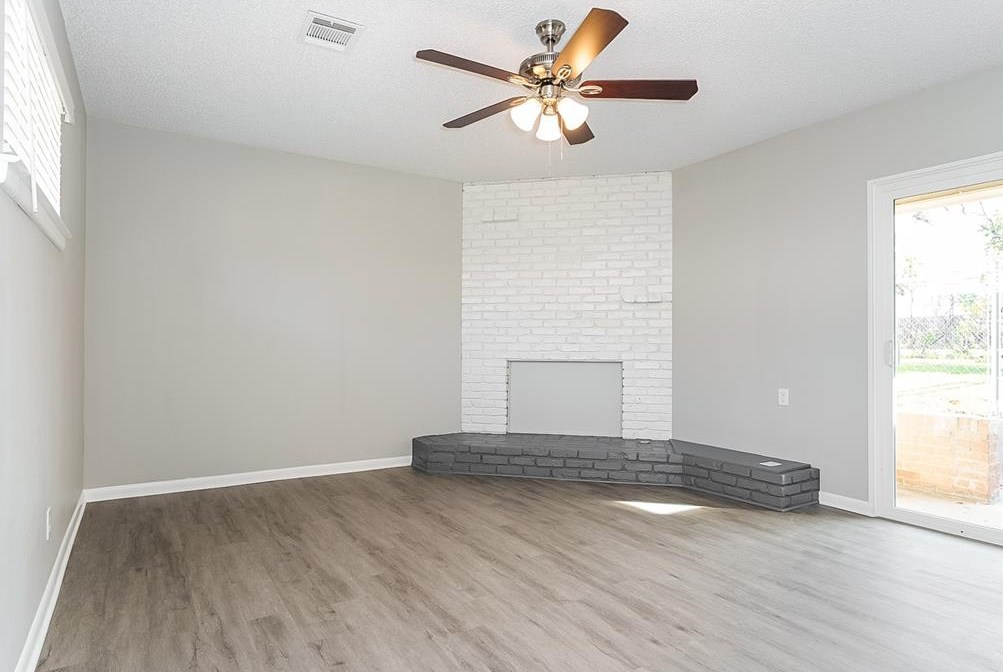 7431 Piedmont Dr, Dallas, TX 75227