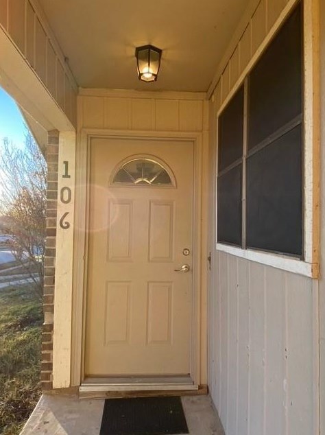 106 Hickory Springs Dr, Euless TX  76039-7829 exterior