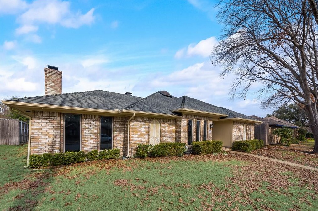 10009 Chimney Hill Ln, Dallas, TX 75243