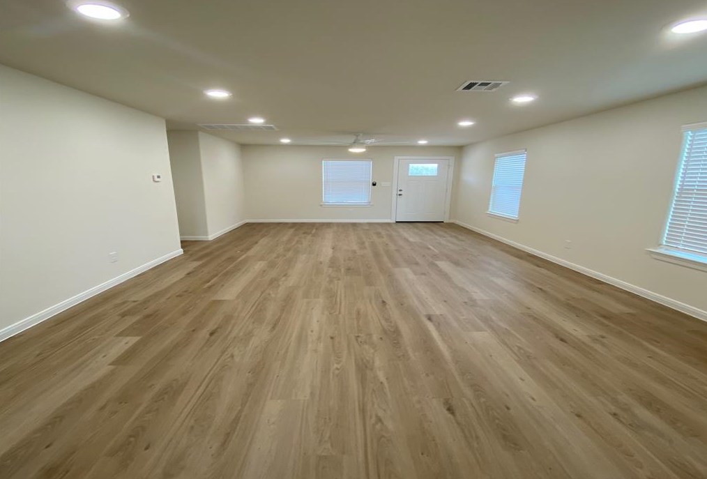 536 E Carter St, Sherman, TX 75090
