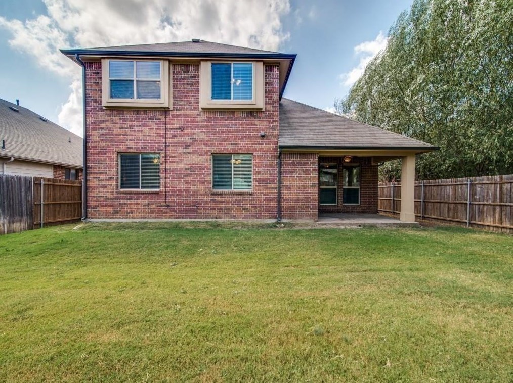 914 Fulbourne Dr, Anna, TX 75409