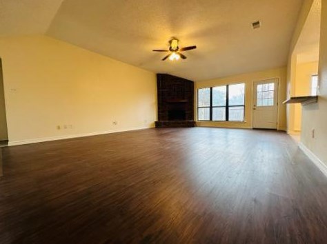 205 E Apollo Rd, Garland, TX 75040