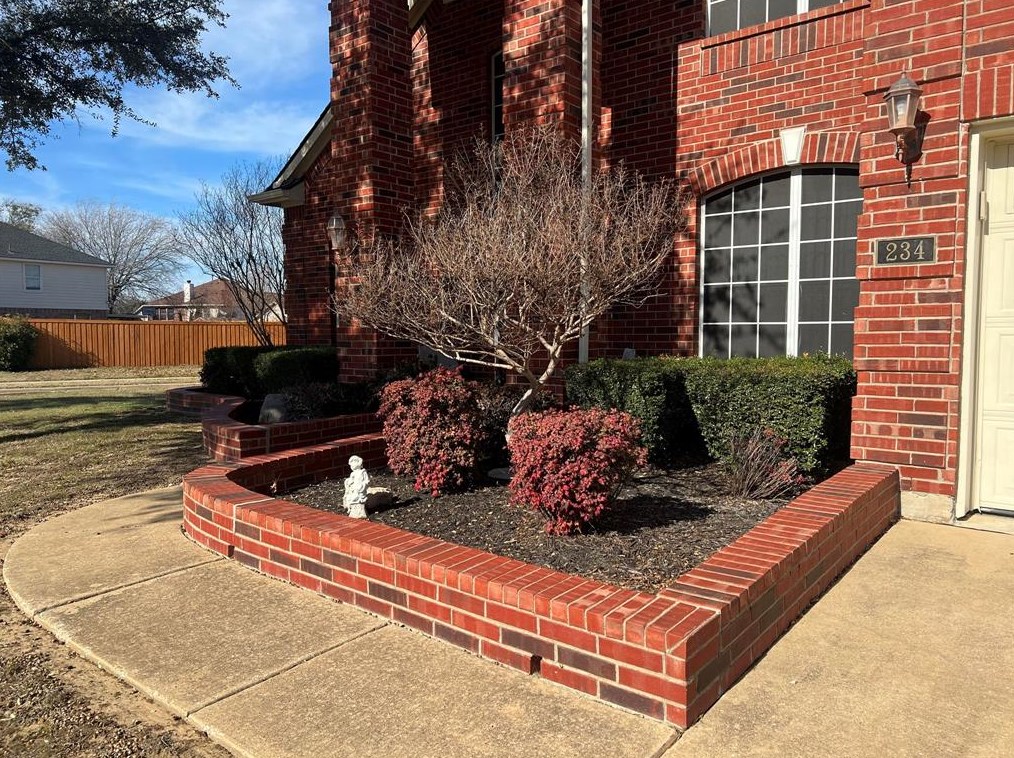 234 Saloon Dr, Grand Prairie, TX 75052