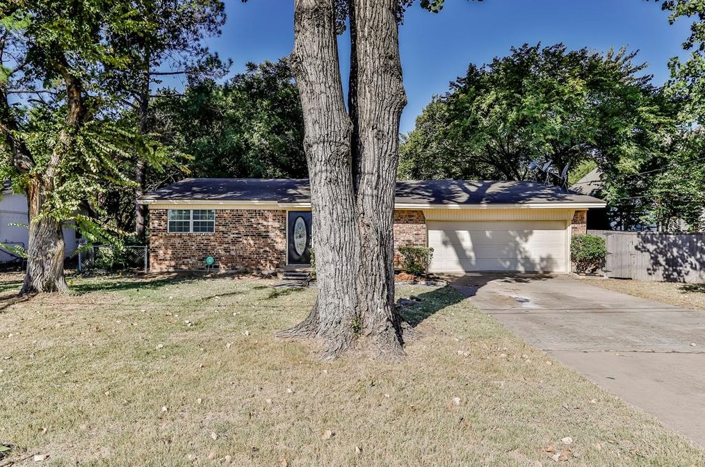 5908 Pleasant Run Rd, Colleyville, TX 76034