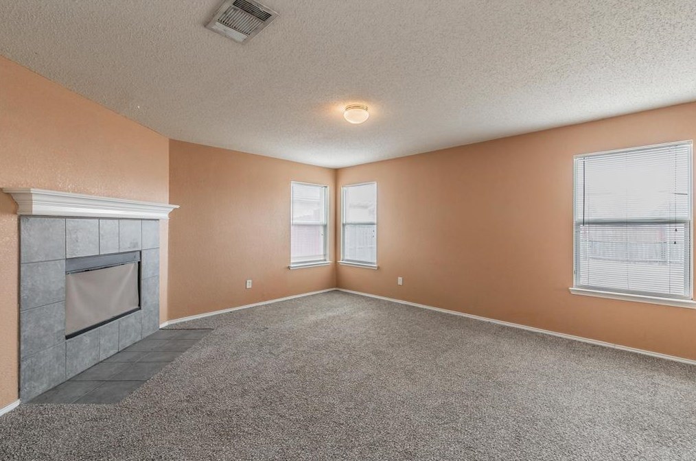 5452 San Patricio Dr, Grand Prairie, TX 75052