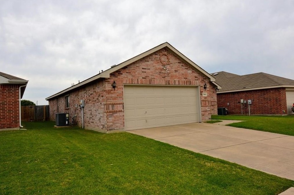 2064 Bliss Rd, Fort Worth, TX 76177