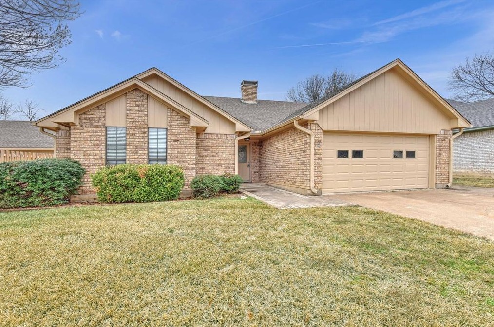 4400 Savannah Dr, Sherman, TX 75092