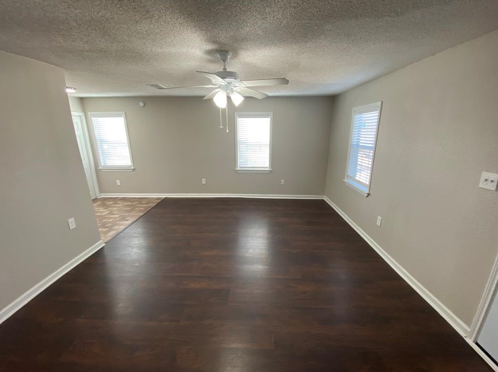 800 13th St, Plano, TX 75074