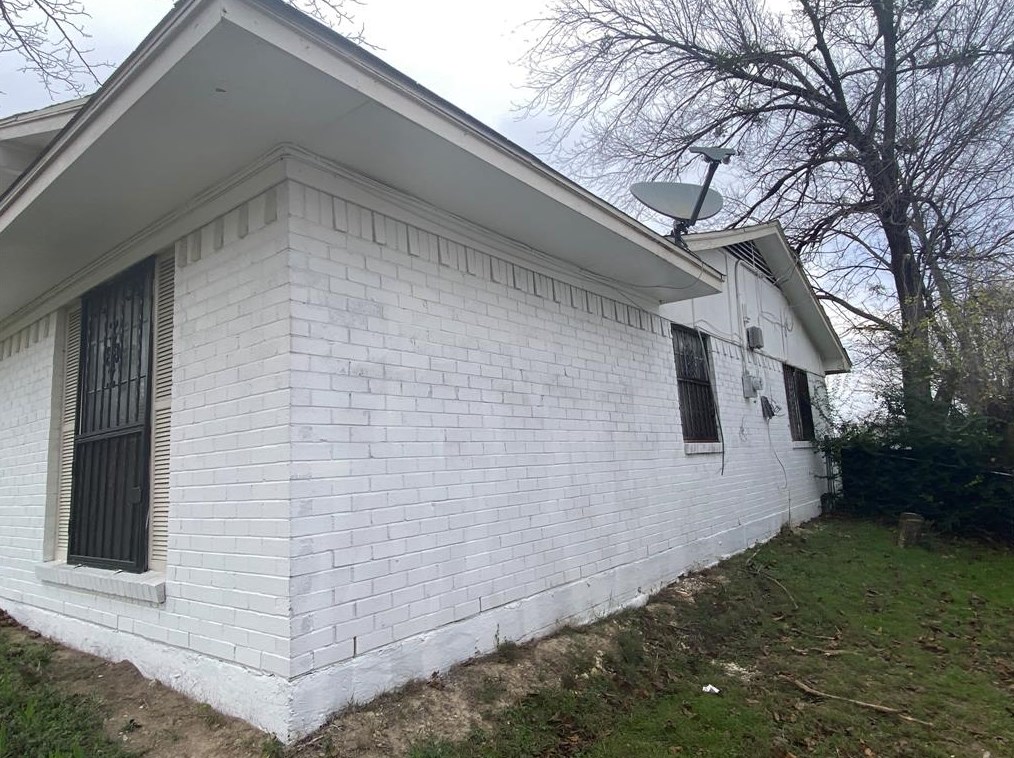 6455 Palm Island St, Dallas, TX 75241-6112