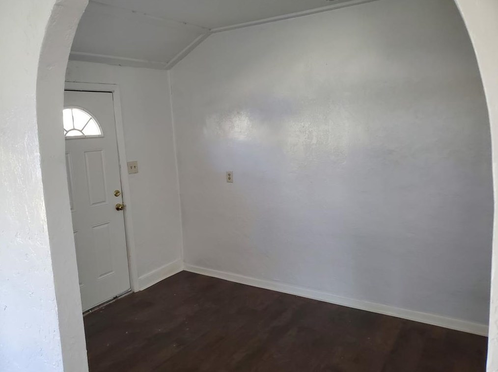 510 E Monterey St, Denison, TX 75021