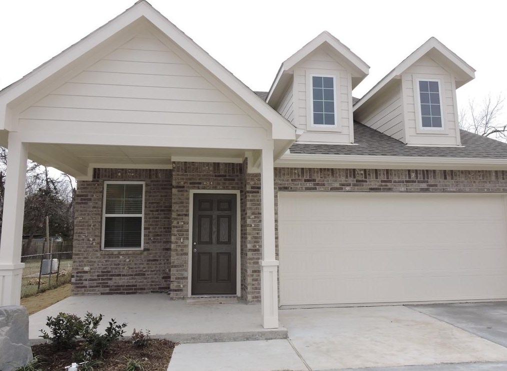3921 Spencer St, Greenville, TX 75401