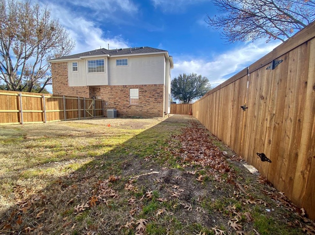 3807 Seminole Cir, Carrollton, TX 75007