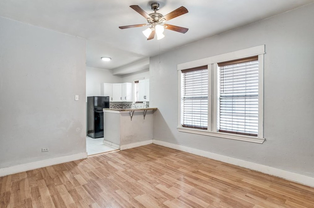 714 Winnetka Ave, Dallas TX  75208-3768 exterior
