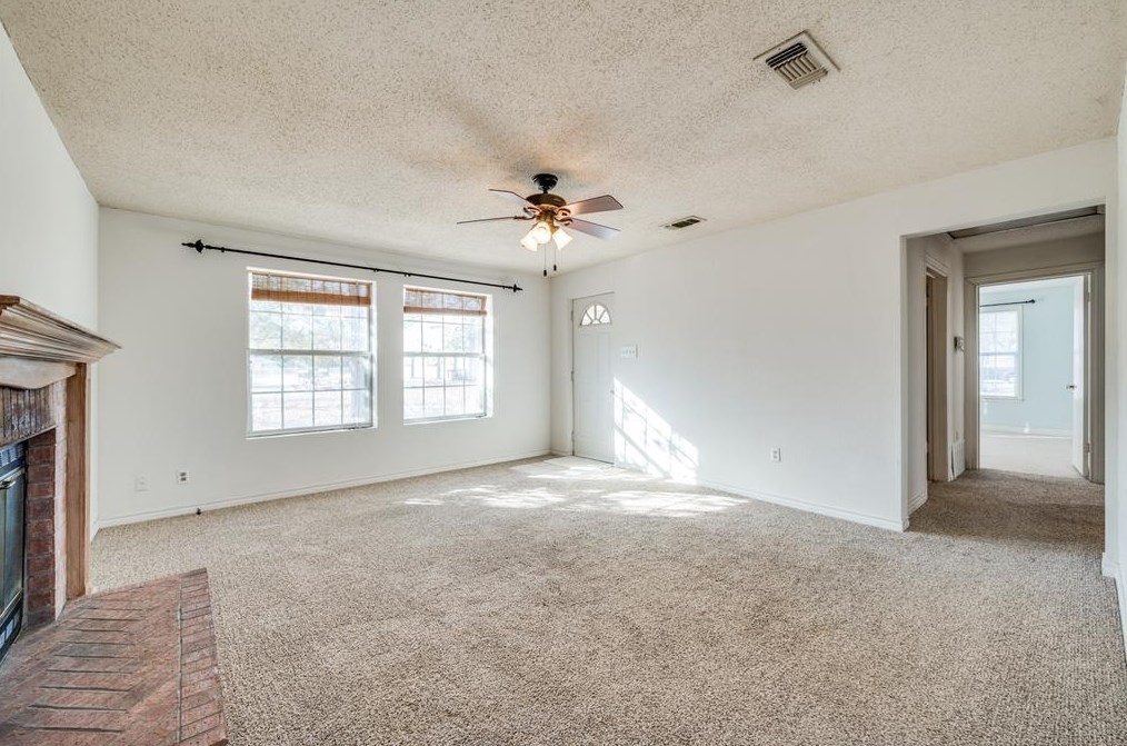 1817 Collins Rd, Denton, TX 76208