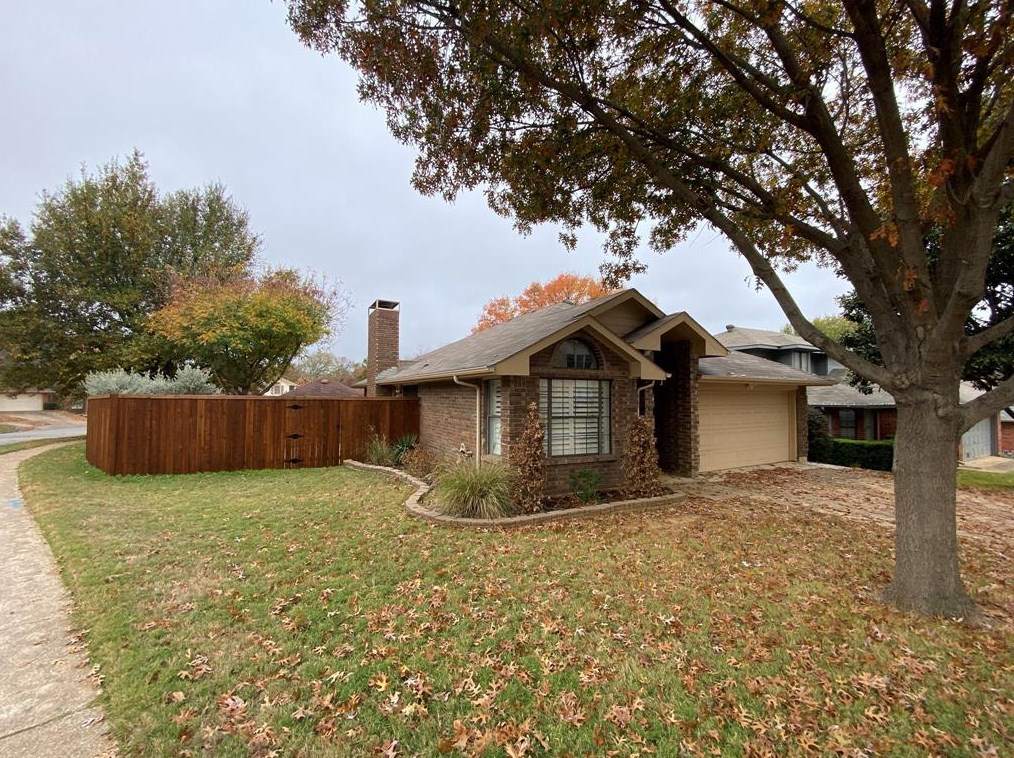 1525 Bennington Ct, Grapevine, TX 76051