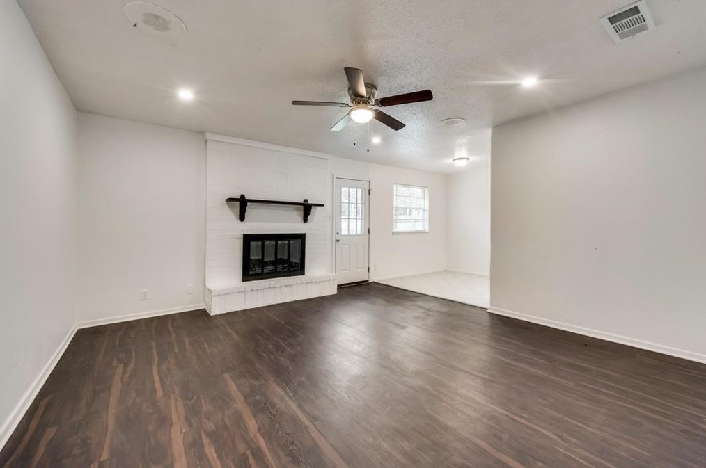 6105 Lalagray Ln, Fort Worth, TX 76148