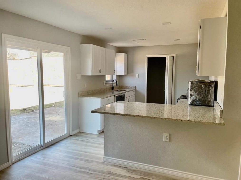 5609 Sundown Ln, Garland, TX 75043