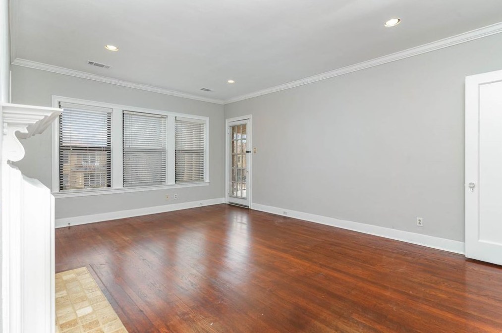 4008 Herschel Ave, Dallas TX  75219-2930 exterior