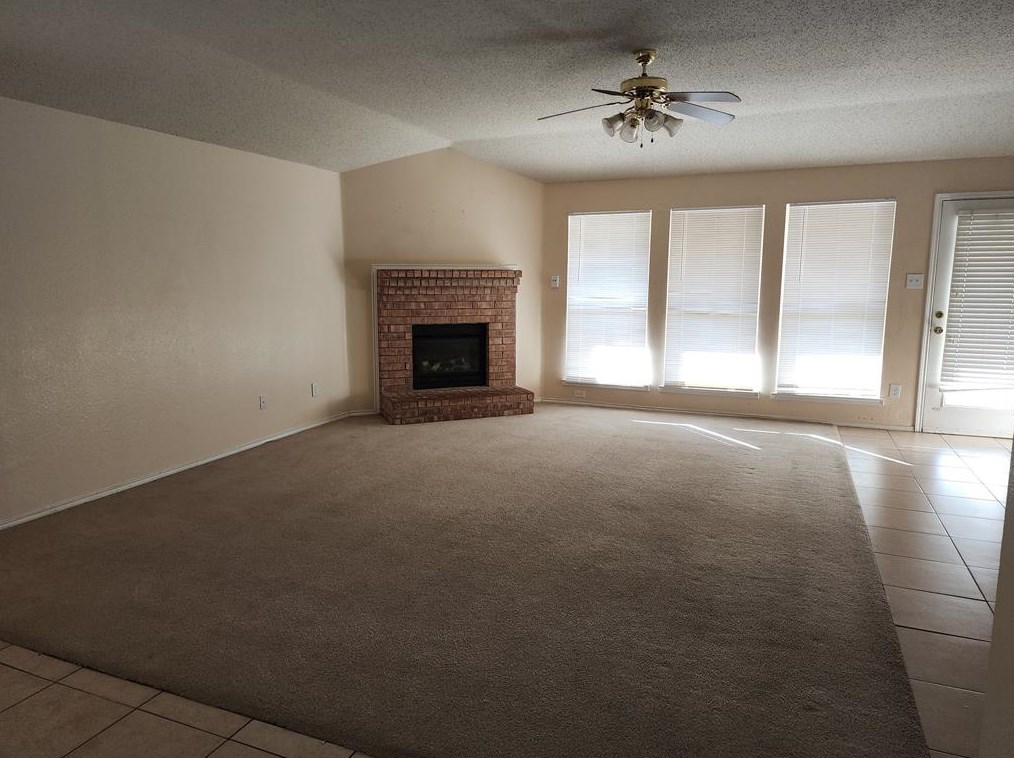 621 Canyon Pl, Desoto, TX 75115