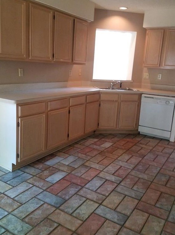 501 Las Cruces Dr, Irving, TX 75063