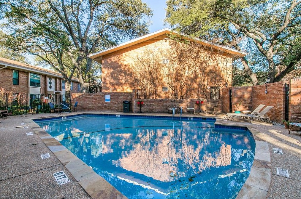 10021 Regal Park Ln Apt 209, Dallas, TX 75230