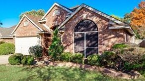 1916 Centenary Dr, Lewisville, TX 75028