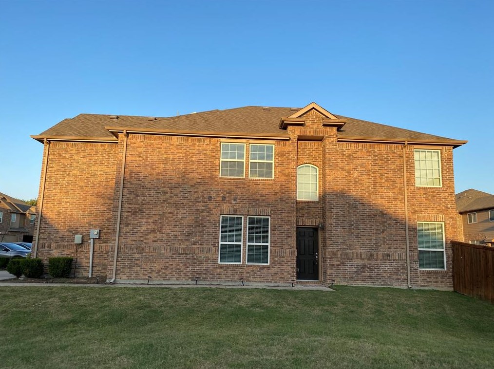262 Barrington Ln, Lewisville, TX 75067