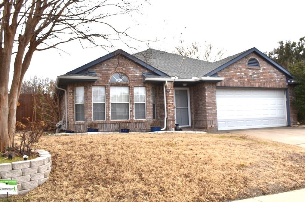 912 Gordon Oaks Dr, Plano, TX 75023