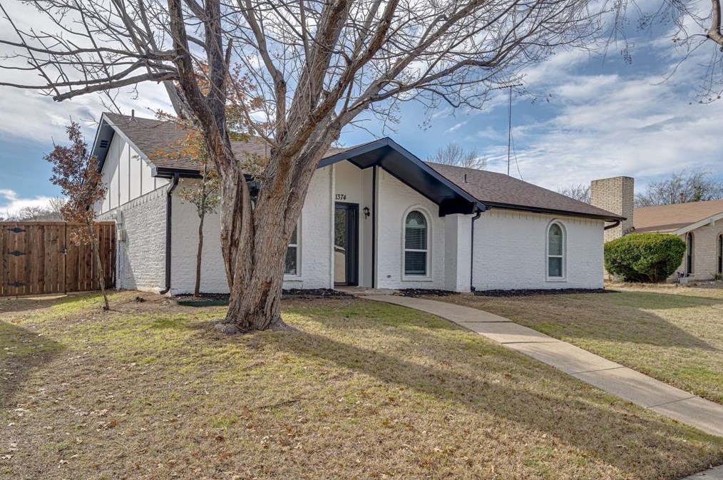 1374 Cherry Hill Ln, Lewisville, TX 75067