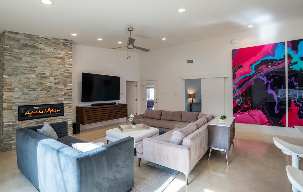 9831 Ontario Ln, Dallas TX 75220-1919 exterior