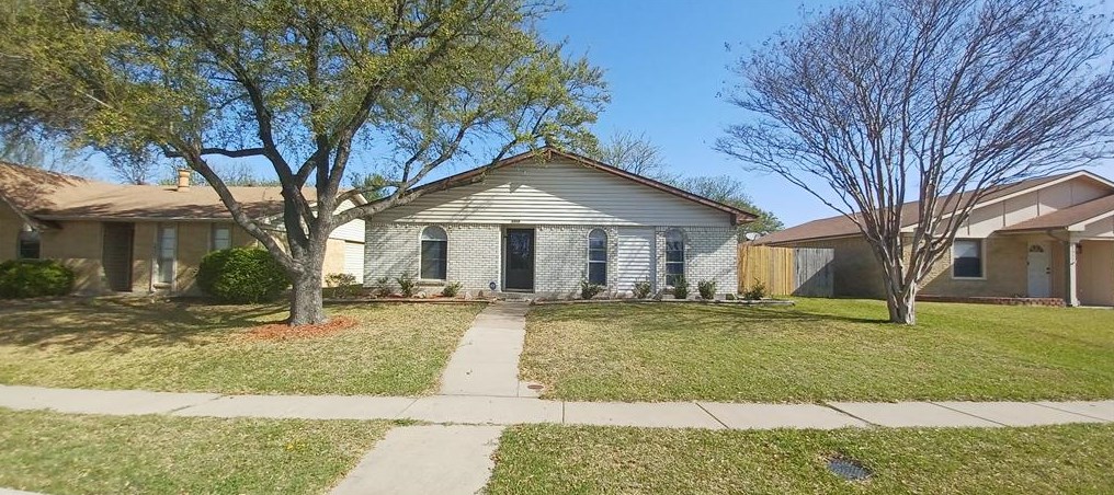 3305 Kenwood Dr, Rowlett, TX 75089