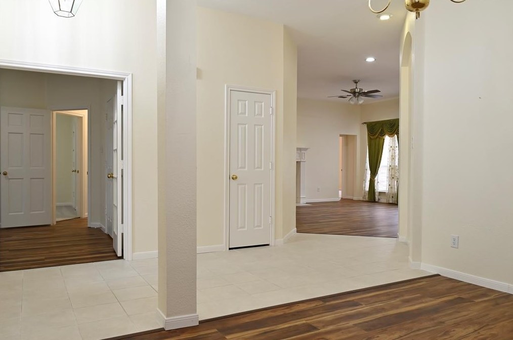9409 Daystar Dr, Plano TX  75025-6475 exterior