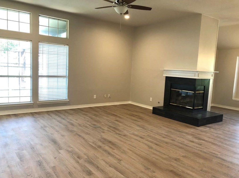 8221 Lake Bend Dr, Rowlett TX  75088-8915 exterior