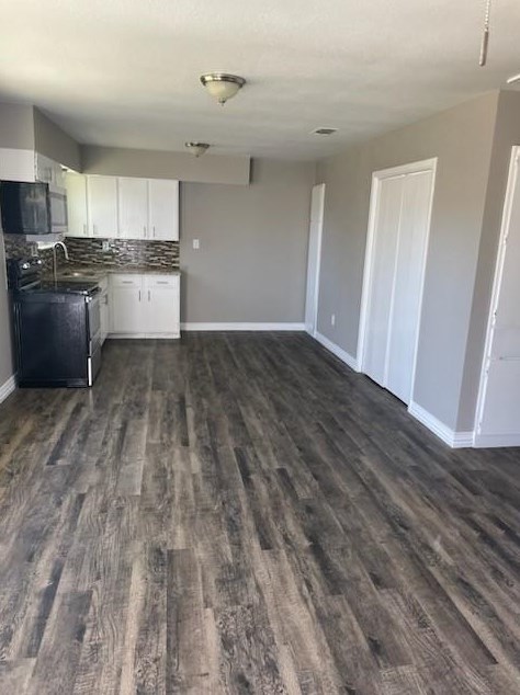 410 S College Dr #7, Keene, TX 76059