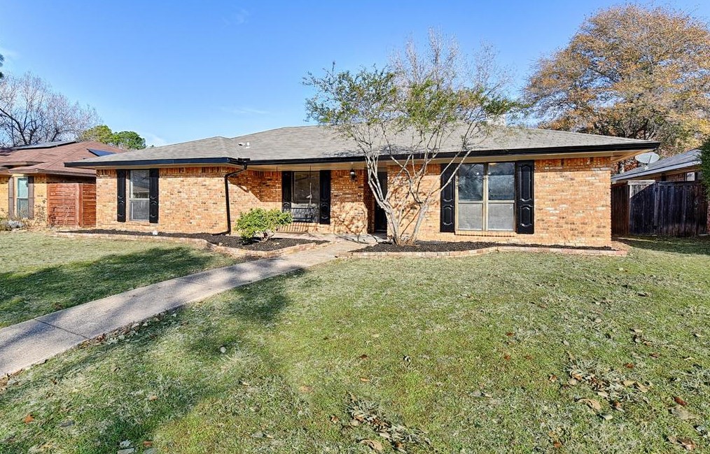 1308 Timber Valley Dr, Lewisville, TX 75028