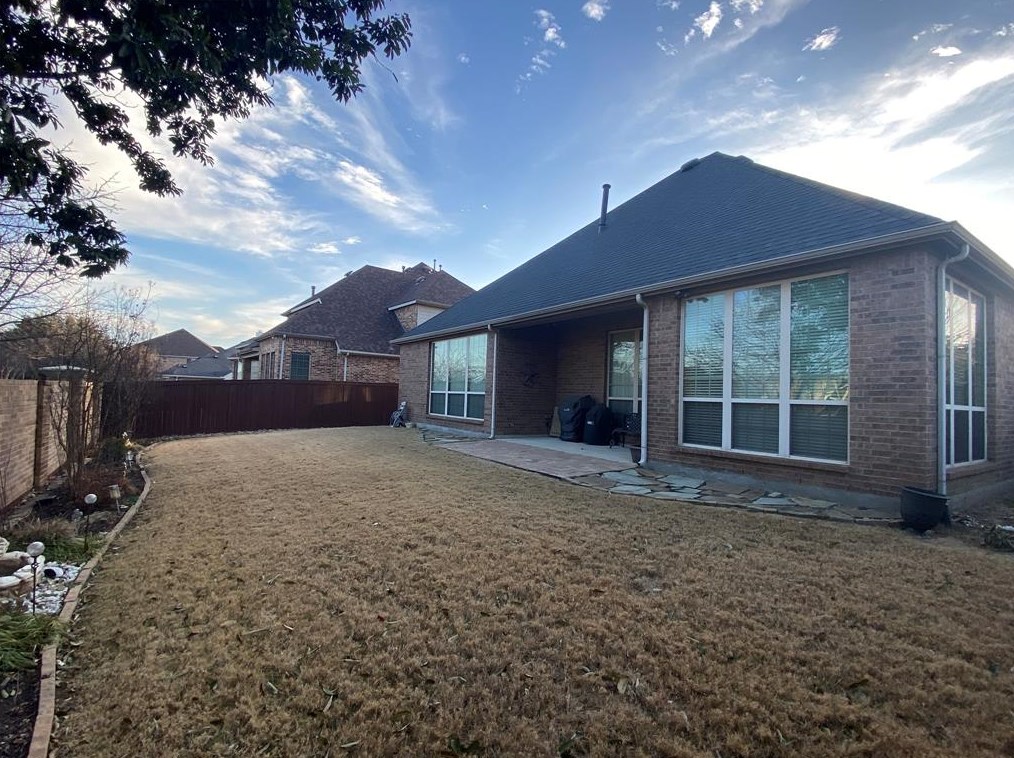 7112 Carmona, Grand Prairie, TX 75054