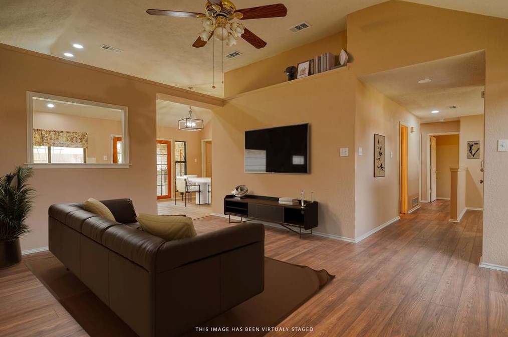 1714 Clarendon Dr, Lewisville, TX 75067