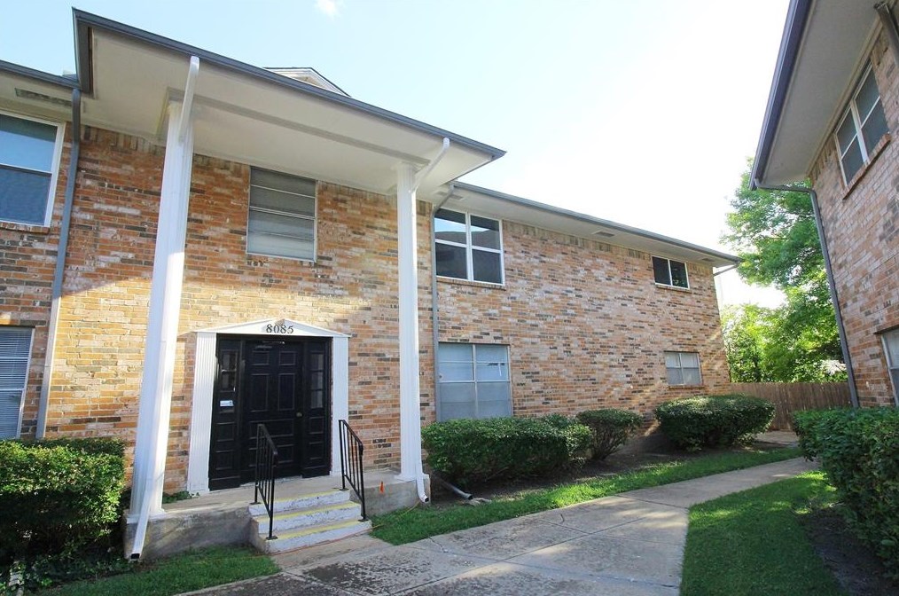 8085 Meadow Rd Apt 226, Dallas, TX 75231