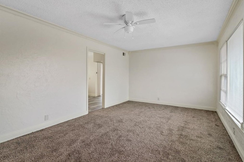 2802 Materhorn Dr, Dallas TX  75228-3457 exterior