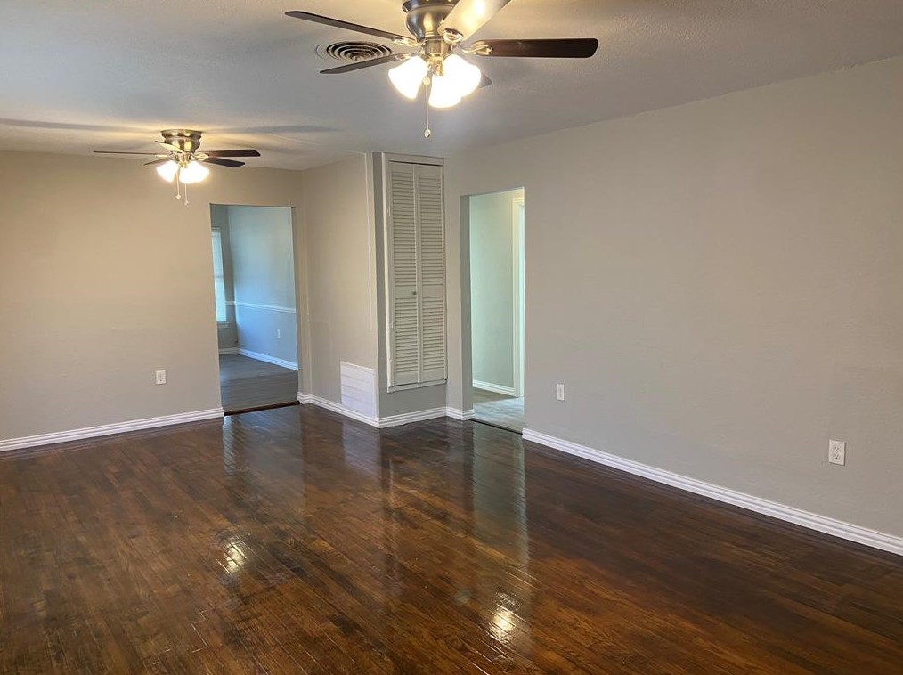 144 Doolittle St #b, Denison, TX 75020