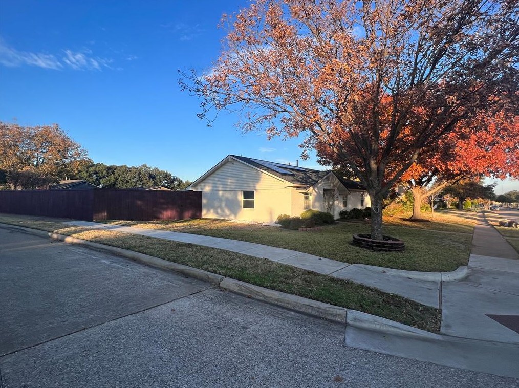 3129 Pinewood Dr, Garland, TX 75044