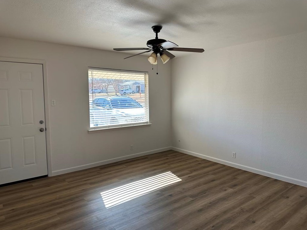 1401 Bryan Dr, Bedford, TX 76022
