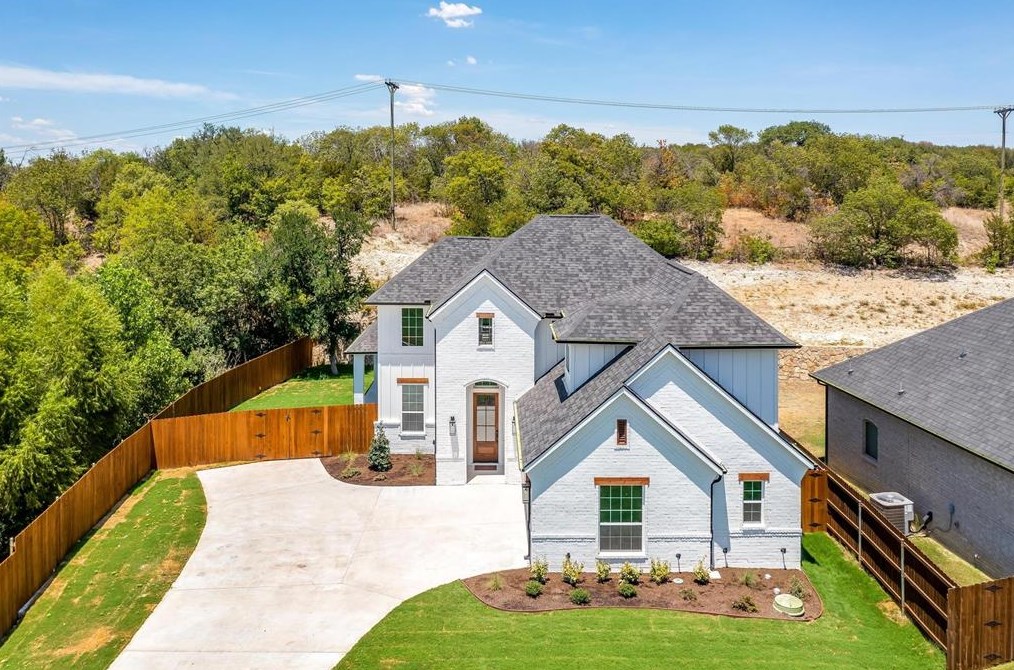 6876 Roxanne Way, Fort Worth, TX 76135