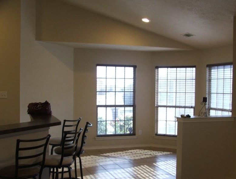 6333 Geneva Ln, Fort Worth, TX 76131
