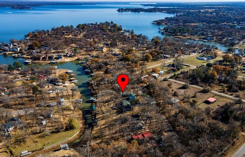 1326 Bora Bora St, Kemp, TX 75143-1262