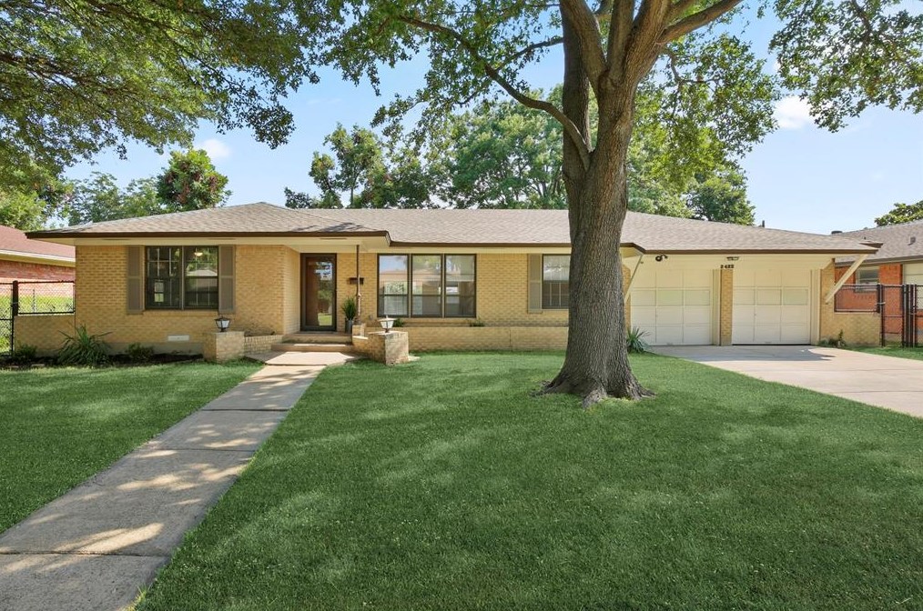 2422 Mockingbird Ln, Garland, TX 75042