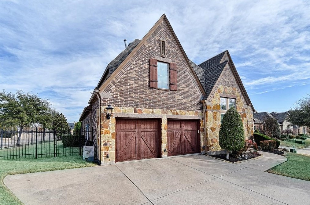 5601 Heron Bay Ln, Mckinney, TX 75070-4842